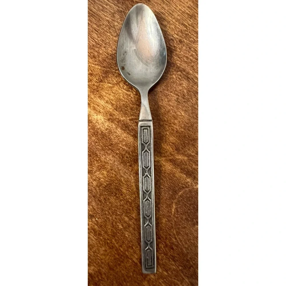 Oneida Northland Montezuma Black Accented Stainless 18/10 Geometric Spoon